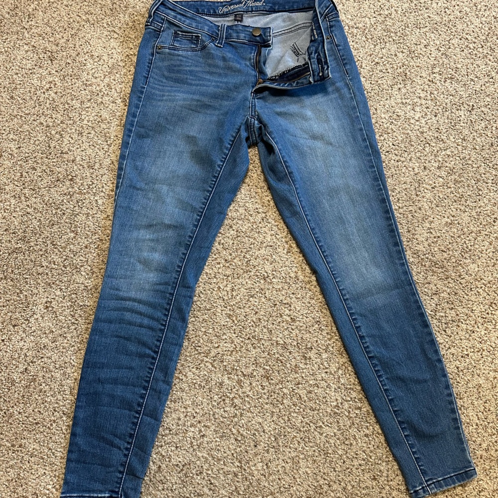 Universal Thread Classic Blue Jeans